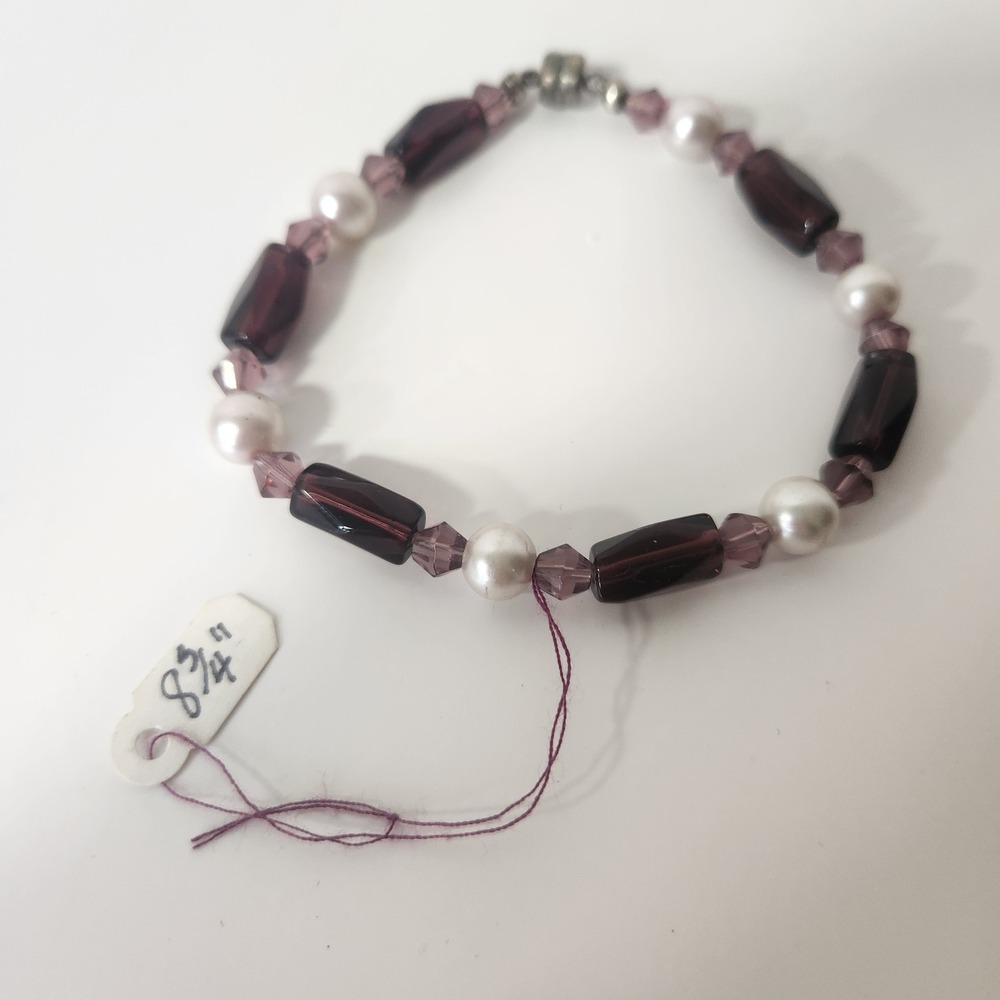 Purple Barrel and Faux Pearl Beaded Bracelet Magnetic Clasp 8.75‎ Inch